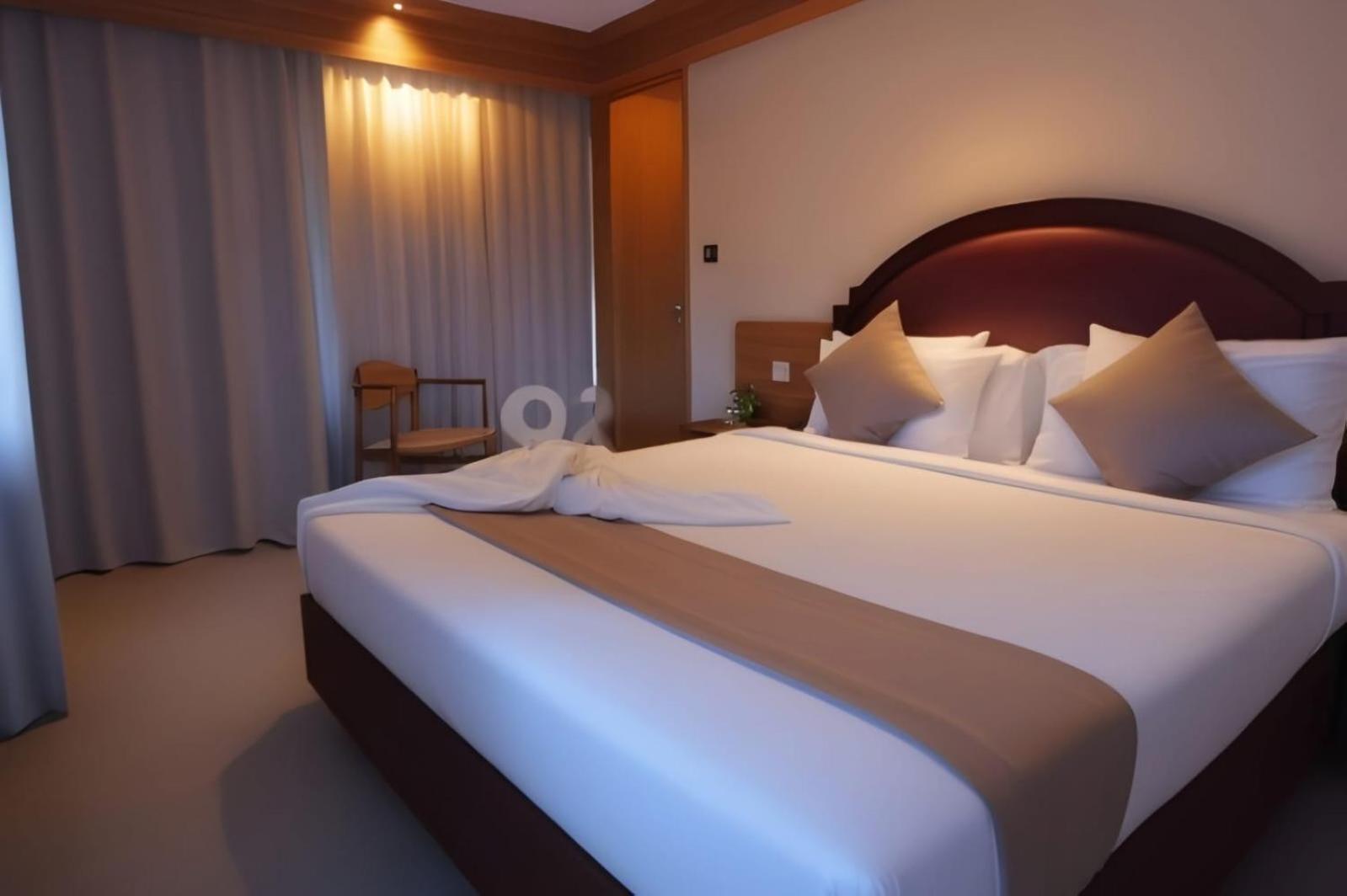 Hack Patong Beach Hotel エクステリア 写真